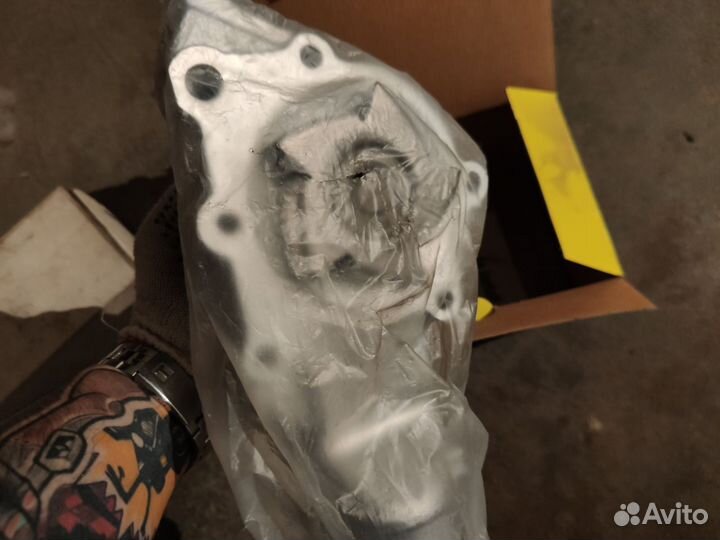 Помпа jeep grand cherokee wj 4.0