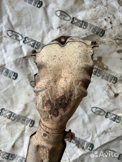 Труба приёмная Nissan Avenir