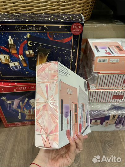 Подарочный набор косметики Clinique