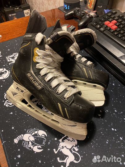 Хоккейные коньки bauer