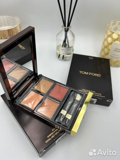 Tom Ford Тени для век Eye Color Quad Peach Dawn