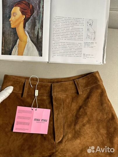 Замшевые шорты MIU MIU