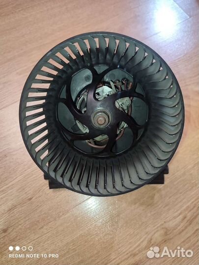 Вентилятор печки VW bora, golf4, Jetta 4