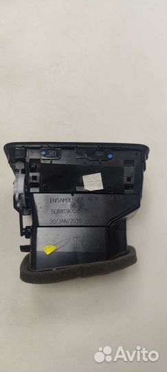 Дефлектор обдува Volkswagen 5c6819704b