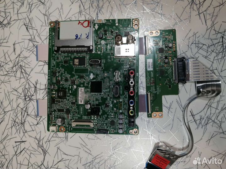 Main плата на тв LG LD76H EAX67041506