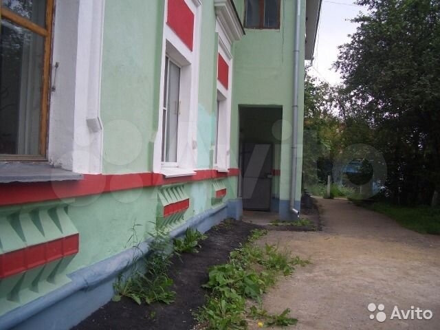 3-к. квартира, 84 м², 1/2 эт.