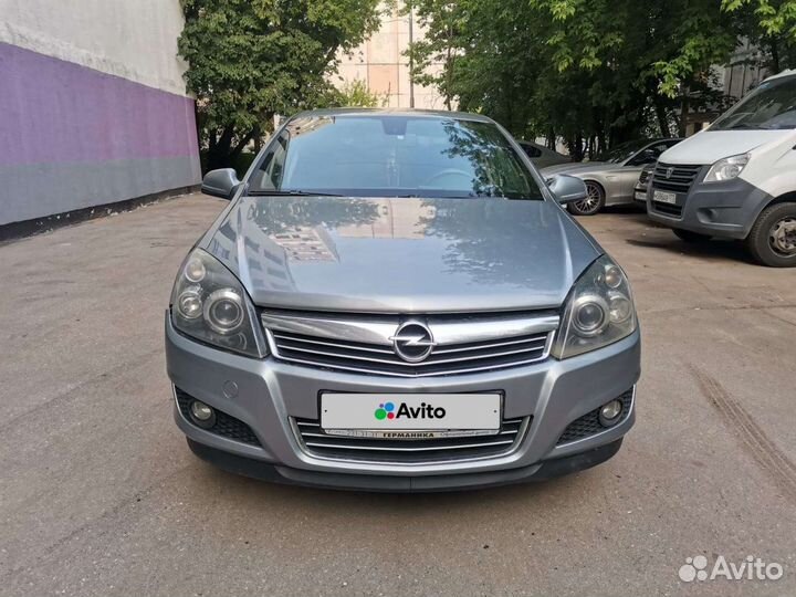 Opel Astra 1.8 AT, 2012, 290 000 км