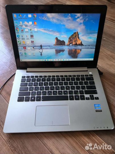 Ноутбук asus c300s i7 SSD240гб