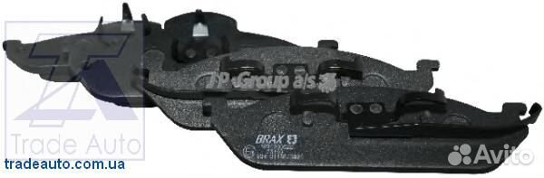 Комплект тормозных колодок дисковых JP group 13636