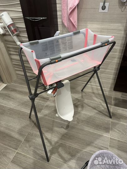 Ванночка для купания stokke на ножках