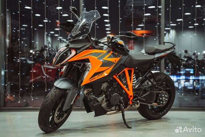 KTM 1290 Super Duke GT