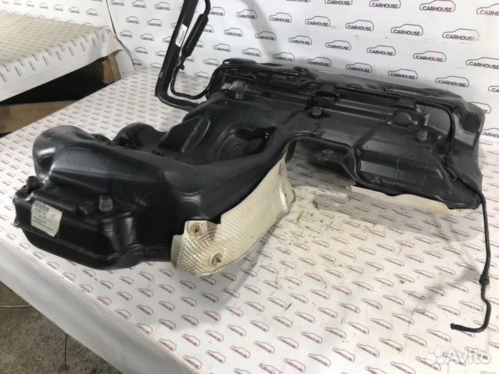 Топливный бак (бензобак) Audi A7 4G 3.0 CGW 2011