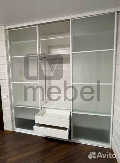 Шкаф в спальню