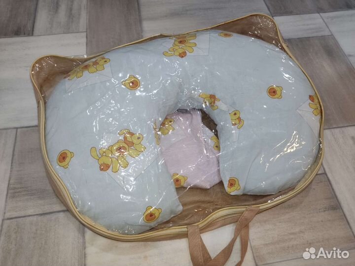 Подушка для кормления