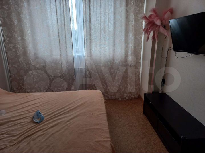 1-к. квартира, 42 м², 7/16 эт.