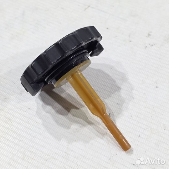 Крышка бачка гидроусилителя Lexus LX470 2 поколение (J100), 1998 - 2007