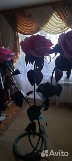 Напольный светильник