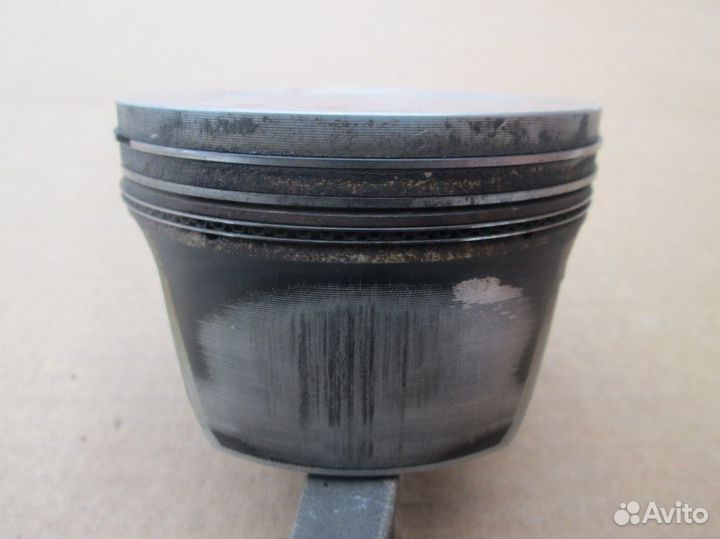 Форд Фокус 2 Поршень 1,6 (100 лошадей)