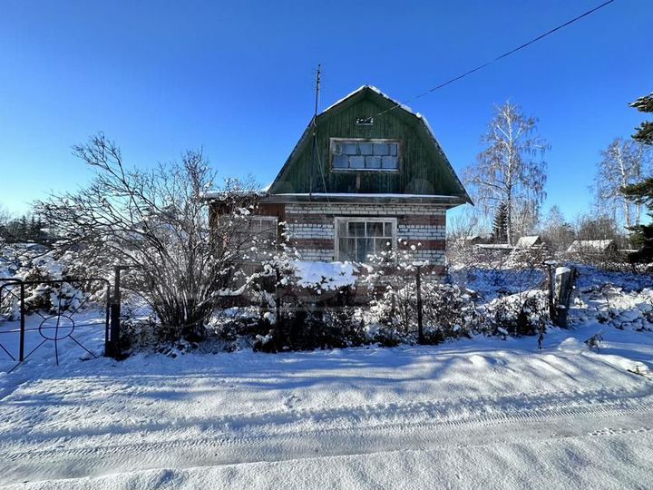 Дача 40 м² на участке 6 сот.