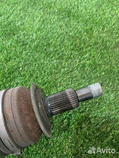 Полуось задняя правая Ford Mustang 6 S550 рест