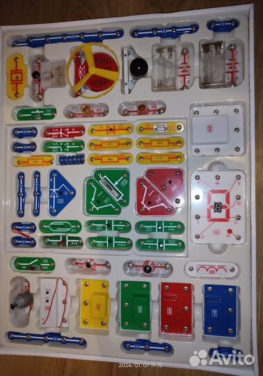 Электронный конструктор 