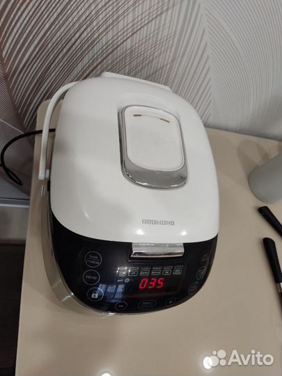Мультиварка redmond