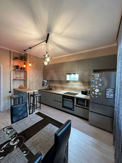 3-к. квартира, 85 м², 15/16 эт.