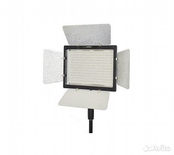 Светодиодный осветитель Yongnuo YN-900 L LED 5500K