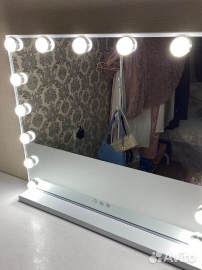 Зеркало с подсветкой