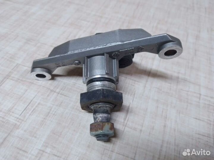 Привод стеклоочистителя VW Touareg