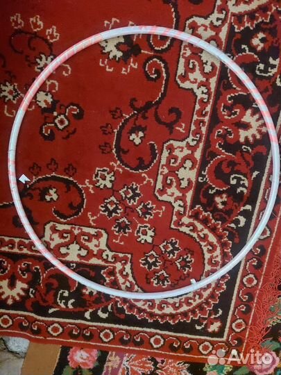 Предметы для художественной гимнастики и купальник