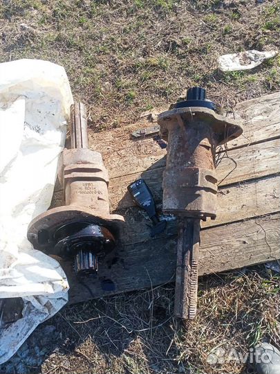 Запчасти на Трактор юмз