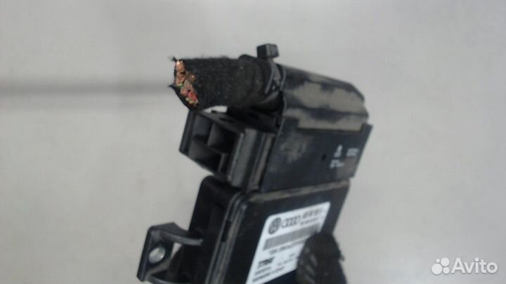 Блок управления стояночным тормозом Audi S8 (D3)