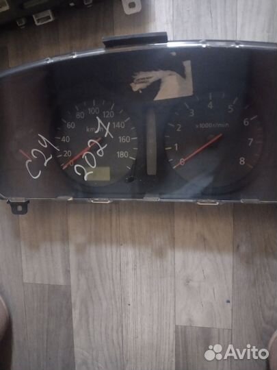 Приборная панель nissan serena