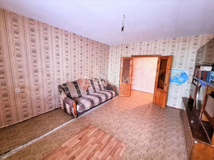 3-к. квартира, 87 м², 5/5 эт.