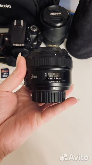 Зеркальная камера Nikon D7000 с объективами