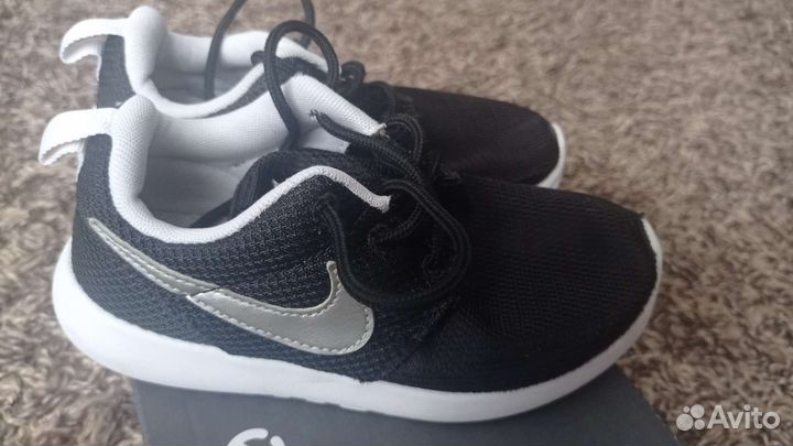 Кроссовки nike детские оригинал 28