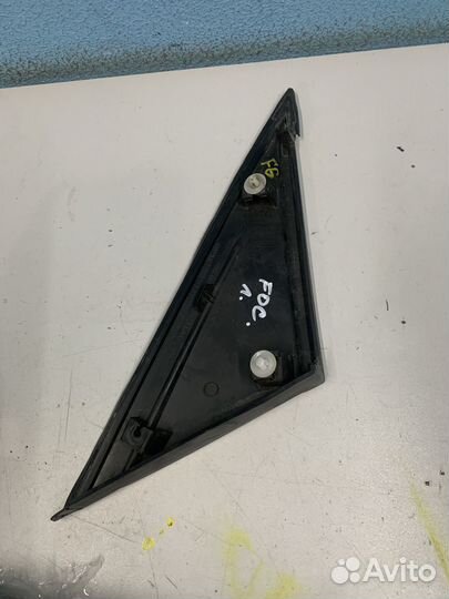 Ford Focus 3 накладка крыла левая BM51A16003