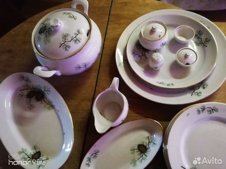 Сервиз столовый Шишки