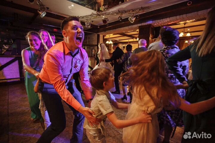 Ведущий Тамада