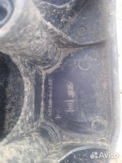 Подножка Toyota Corolla