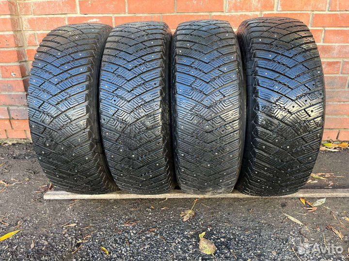 Goodyear UltraGrip Ice Arctic SUV 235/65 R18 110T