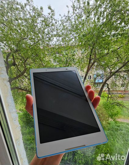 Планшет lenovo