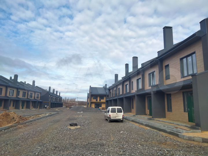 Таунхаус 136,3 м² на участке 1 сот.