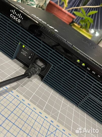 Cisco ISR 2900 маршрутизатор