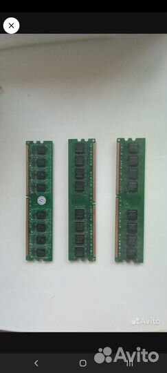 Планка оперативной памяти DDR2 для компьютера