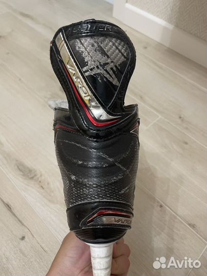 Коньки хоккейные bauer х700 4,5ee