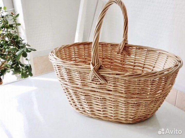 Корзина для пикника на подарок