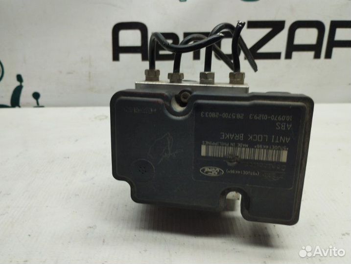 Блок abs Ford Focus хэтчбек 2010