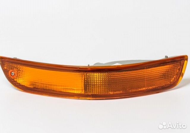 Указатель поворота нижний правый Corolla 100 лб